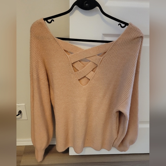 Blush Pink Open Back Sweater - Size M - Picture 2 of 5